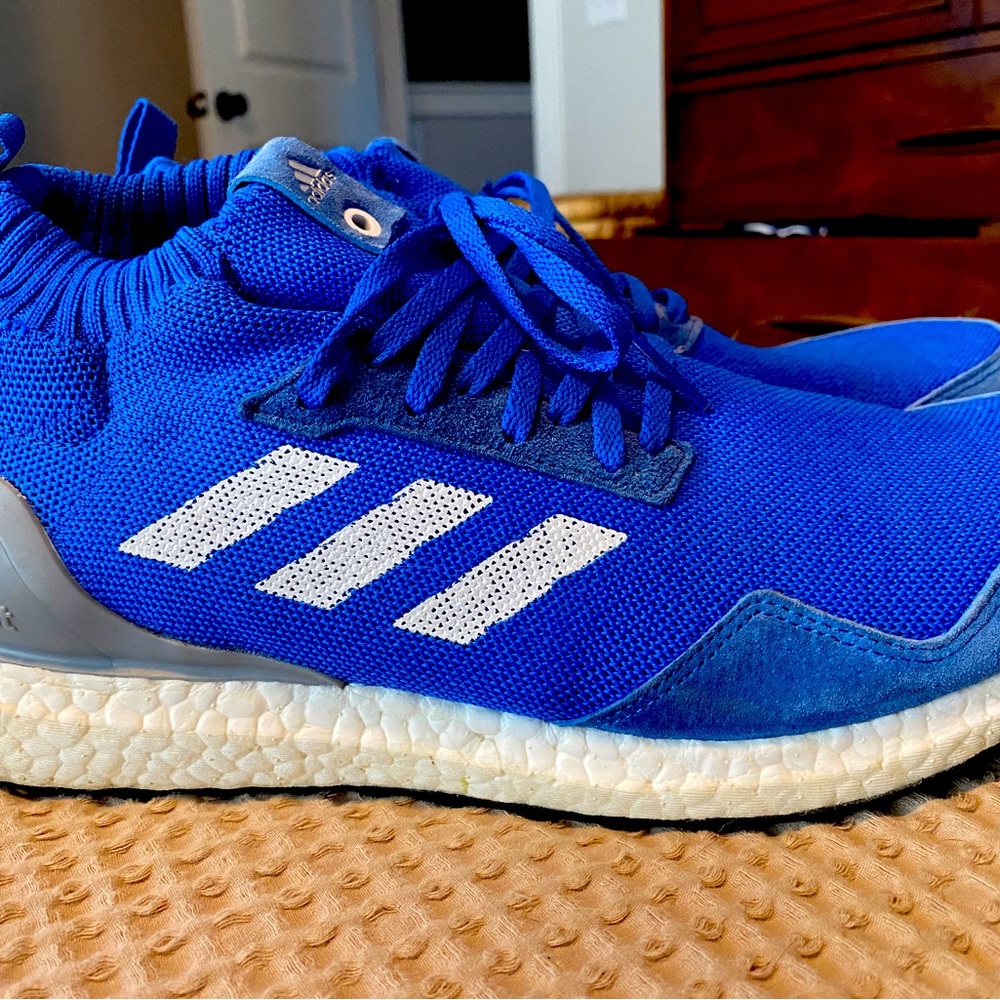 Rare Adidas men’s Ultraboost Mid
